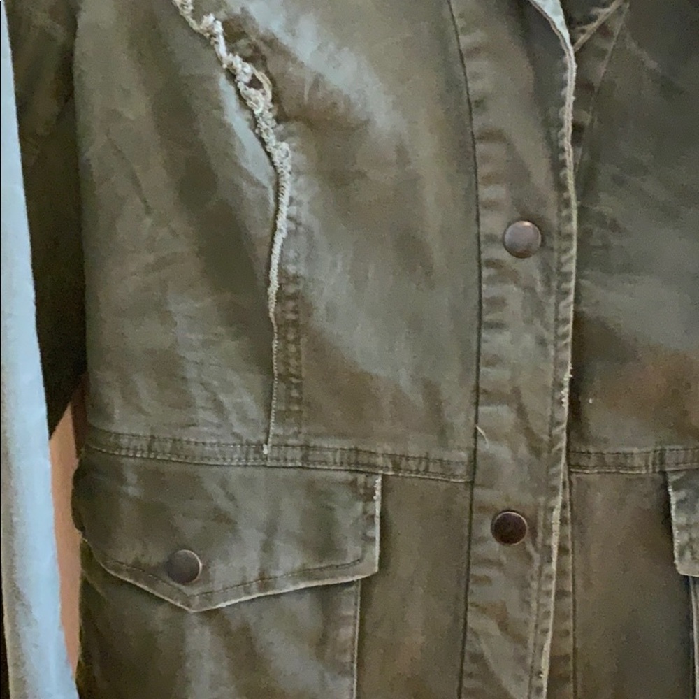 Jacket - Picture 3 of 4